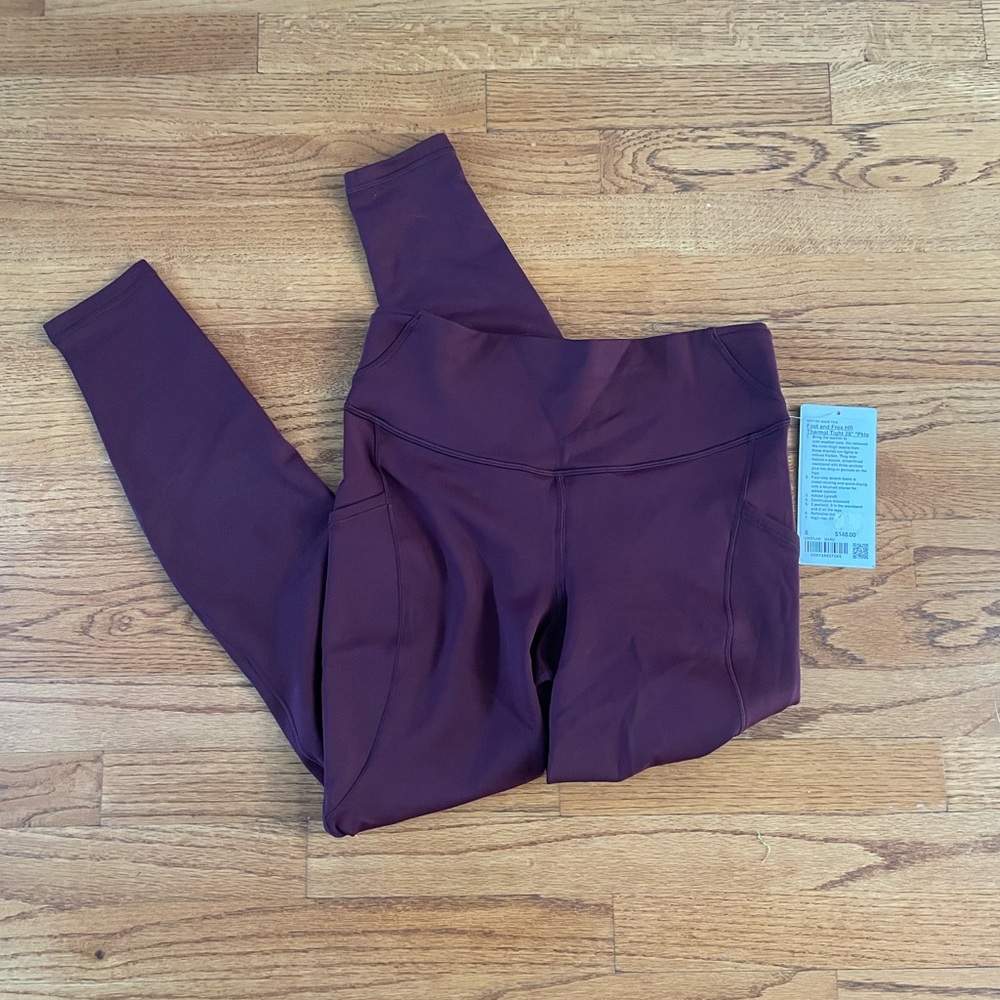 NWT Lululemon Fast & Free Thermal Leggings w/pockets, size 8, 28” inseam